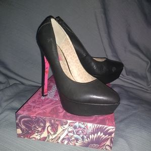 Betsey Johnson Like New Heels